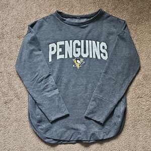 3/$15 Reebok Womens Gray Penguins Sweatshirt
